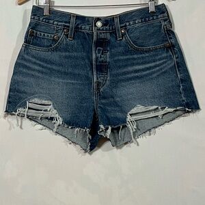 Levi’s 501 Cut Off Denim Shorts Distressed High Rise Frayed Hem W29 Western Cute